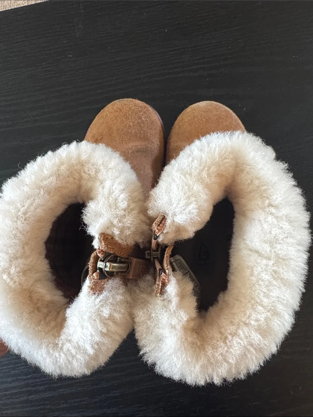 N/A toddler ugg